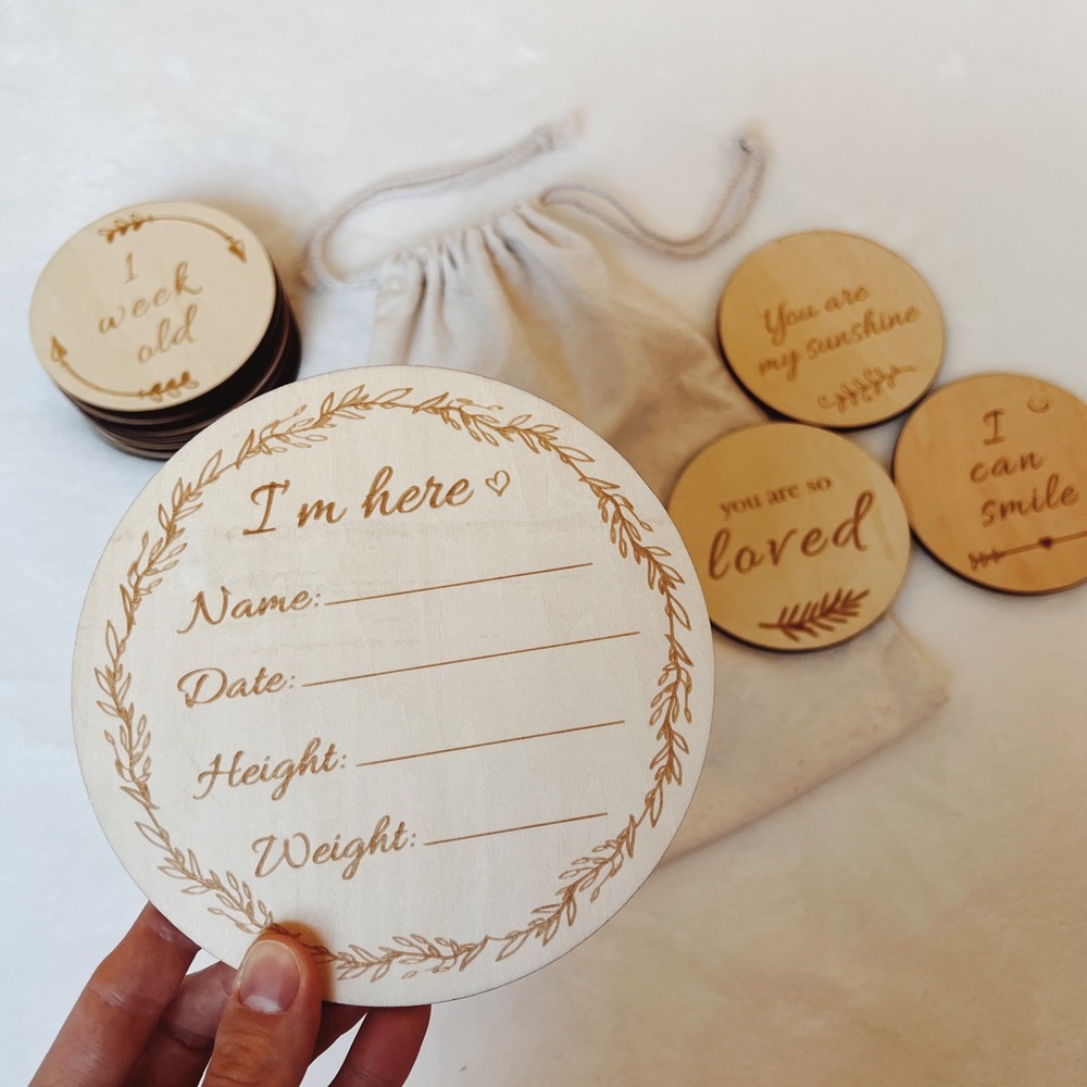 Wooden Monthly Milestone Photo Cards, Baby Announcement